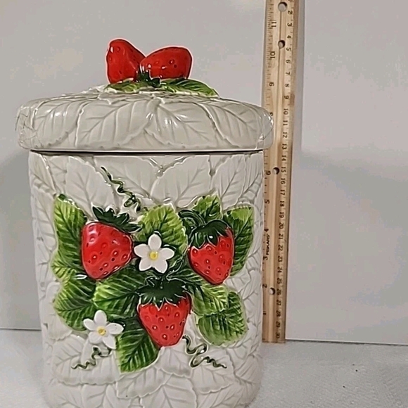 Strawberry Ceramic Canister Set - Picture 8 of 16